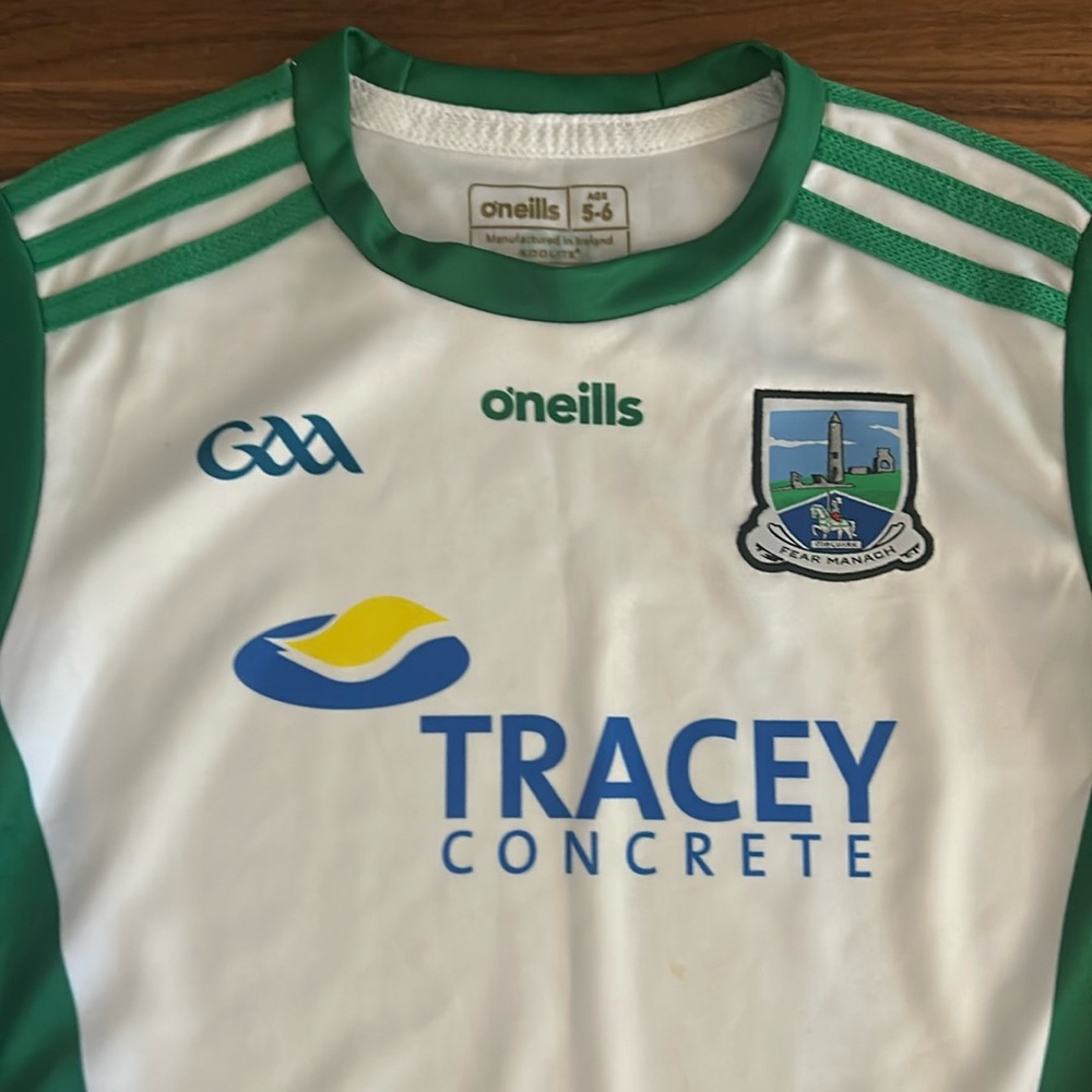 O’Neils GAA Fermanagh kids jersey, size 5/6. Never worn.
